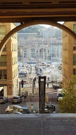 Отель Marseille Vieux port  Марсель
